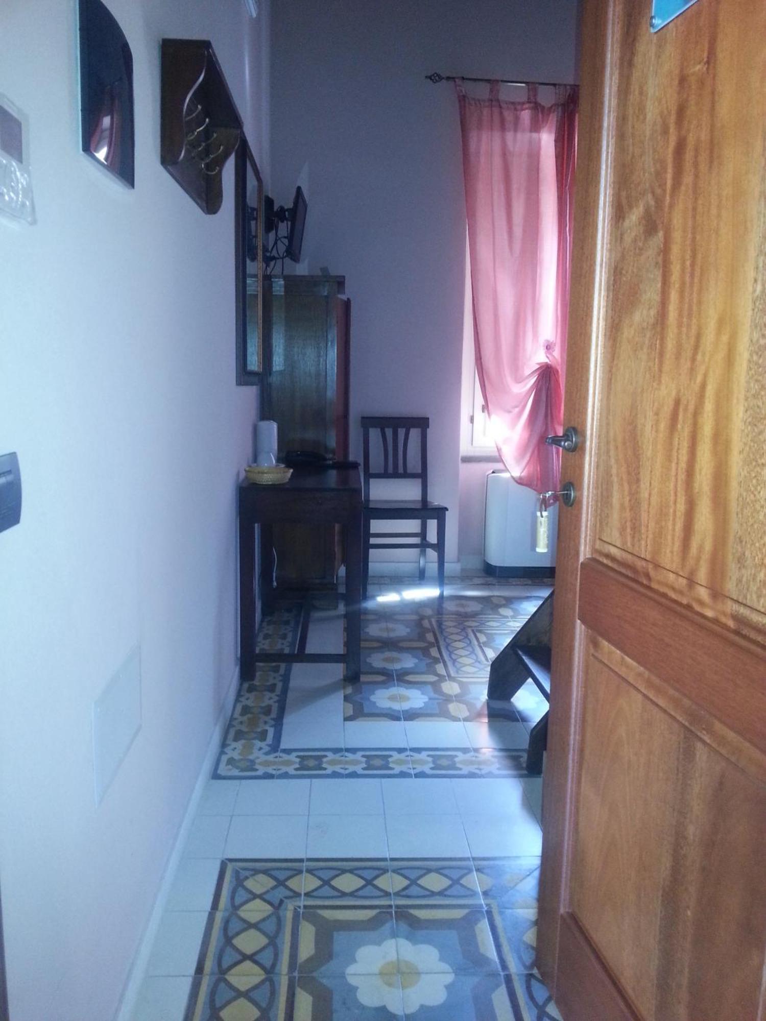La Corte Di Lucina Terralba Habitación foto