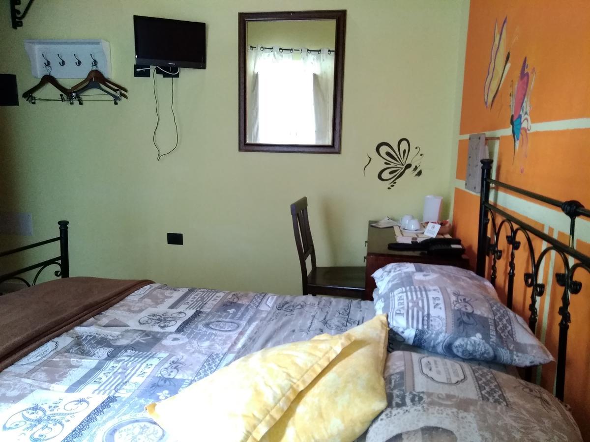 La Corte Di Lucina Terralba Exterior foto